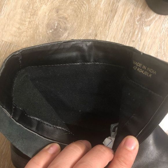 TOPSHOP Black Fringe Leather Ankle Booties block heel zipper round toe 37/6.5 - Picture 9 of 16
